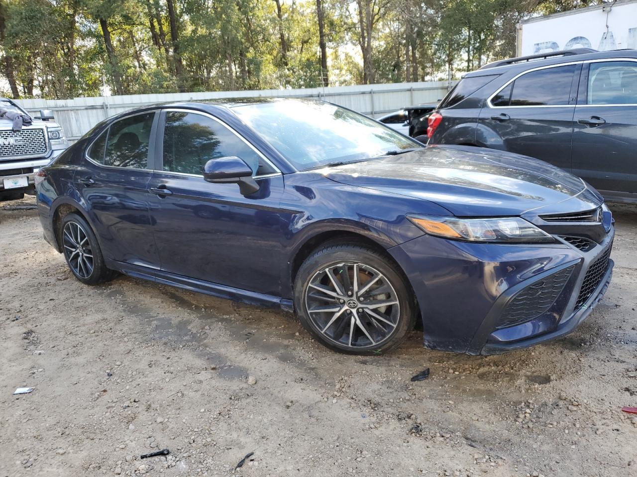 2021 TOYOTA CAMRY SE - Фото 4