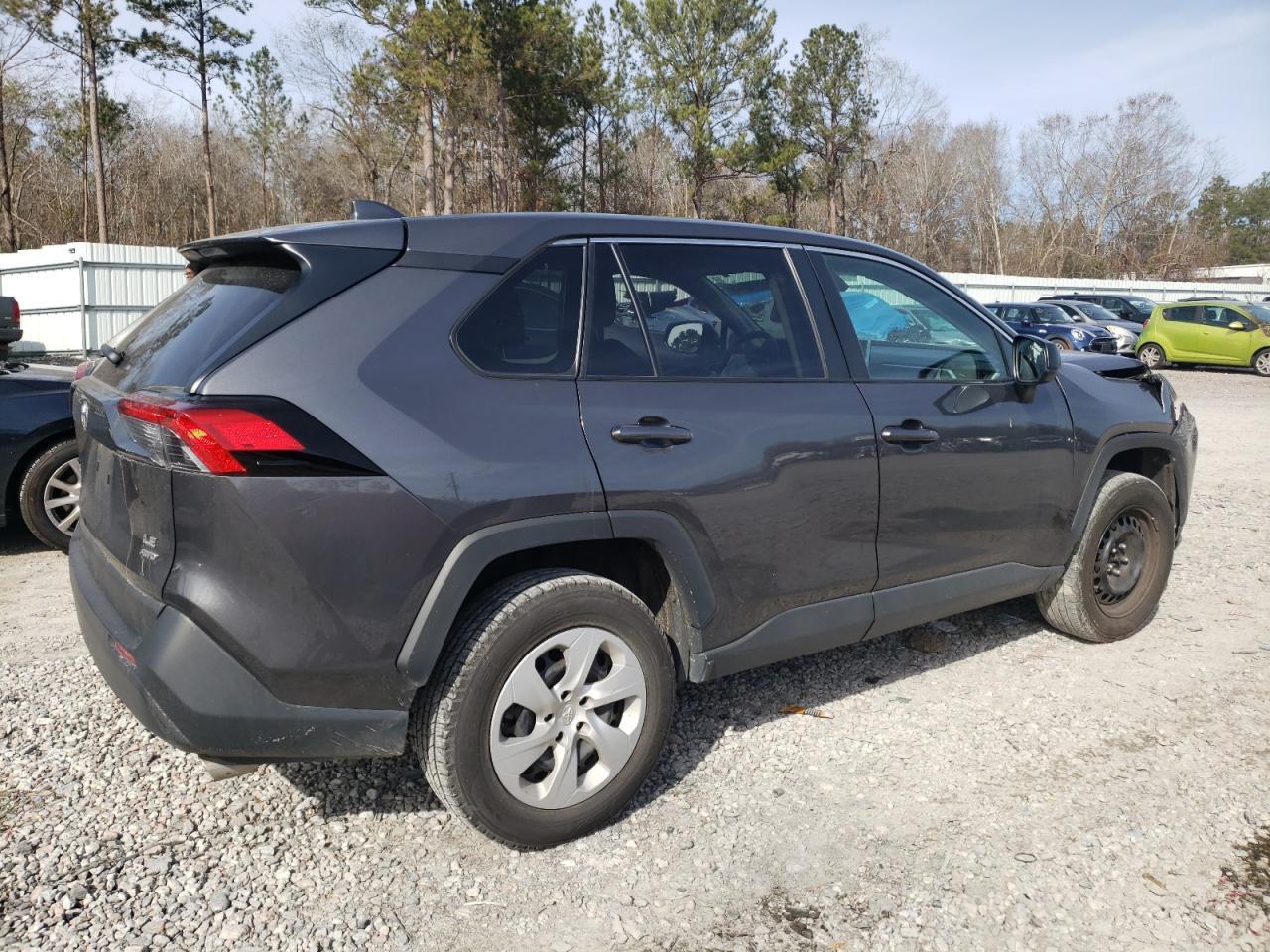 2023 TOYOTA RAV4 LE - Фото 3