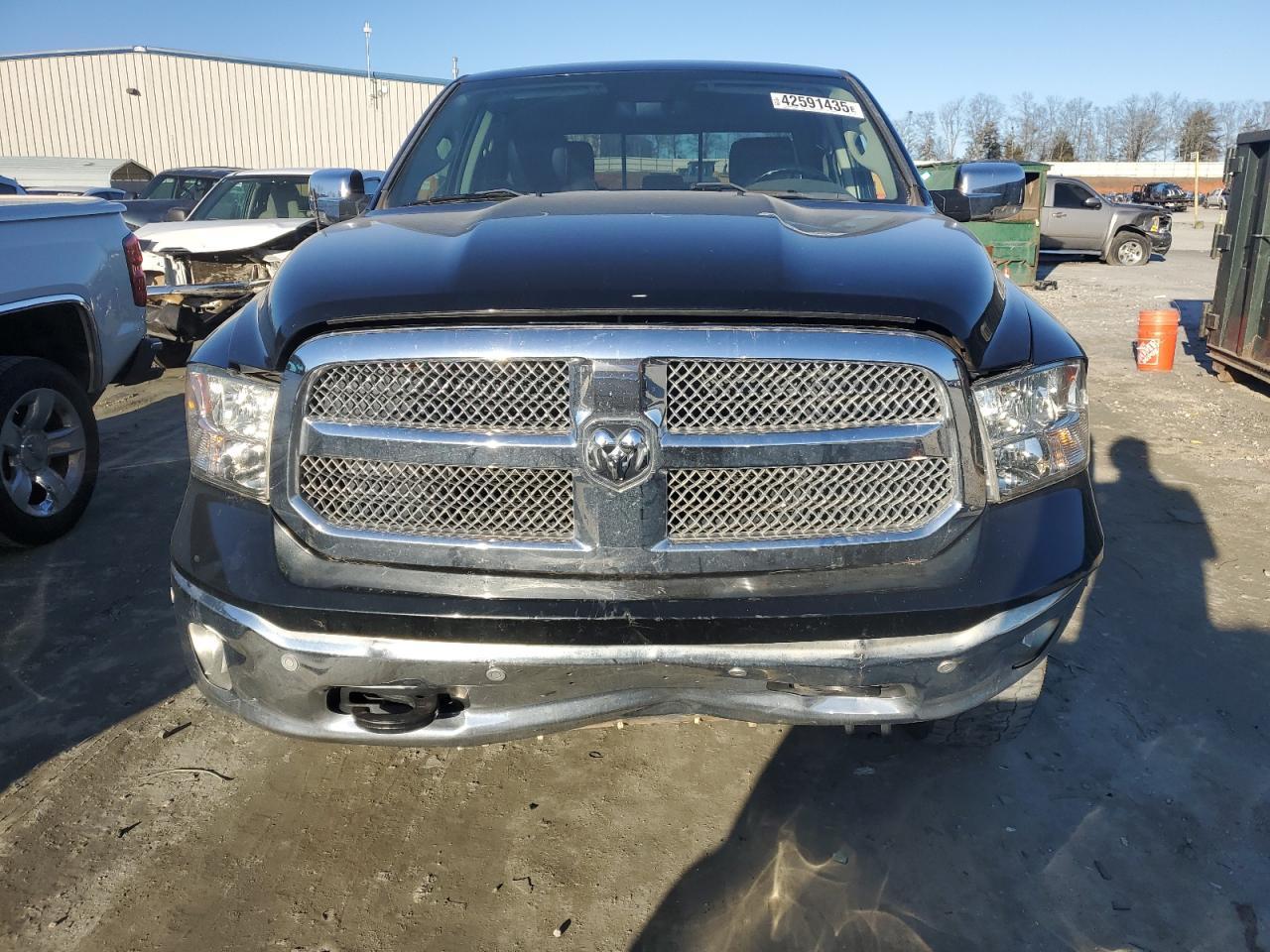 2017 RAM 1500 SLT - Image 5