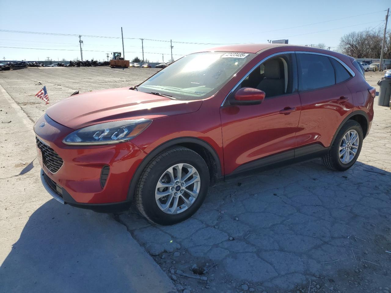 2020 FORD ESCAPE SE