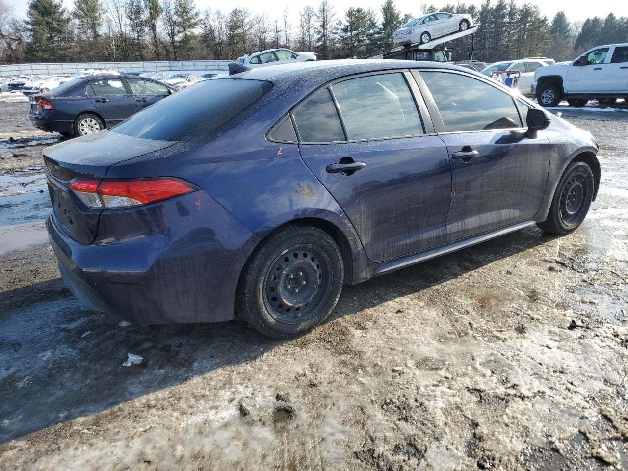 2020 TOYOTA COROLLA LE - Фото 3