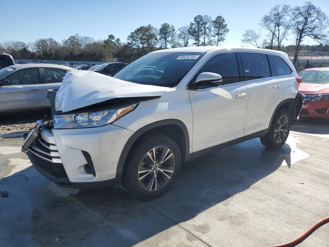 2019 TOYOTA HIGHLANDER