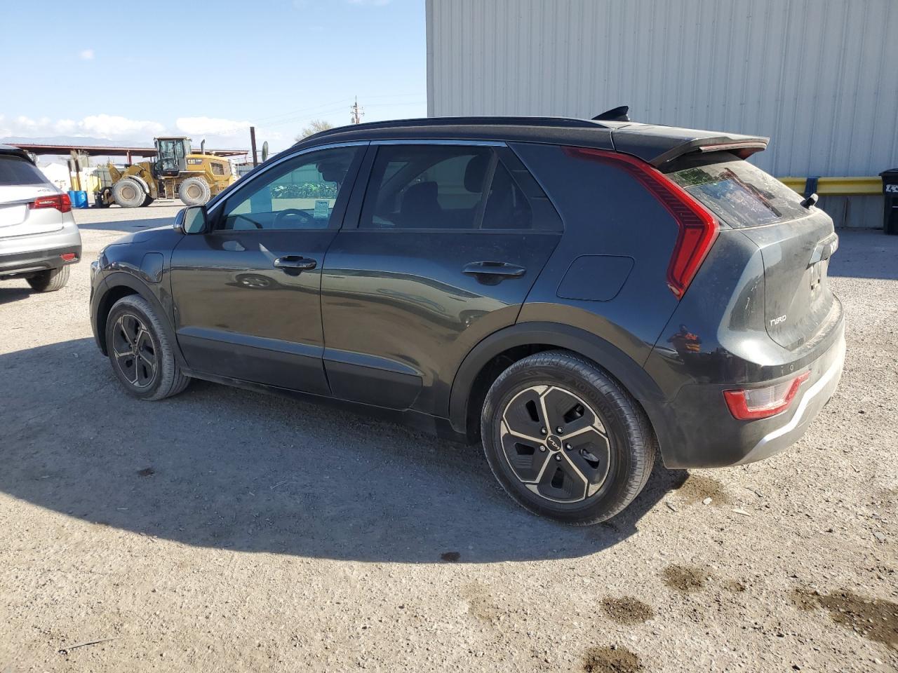 2023 KIA NIRO EX - Фото 2