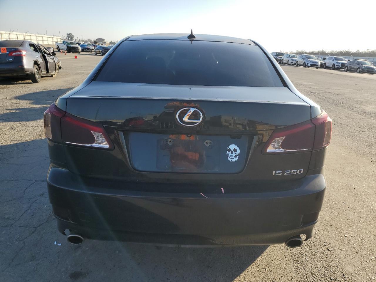 2011 LEXUS IS 250 - Фото 6