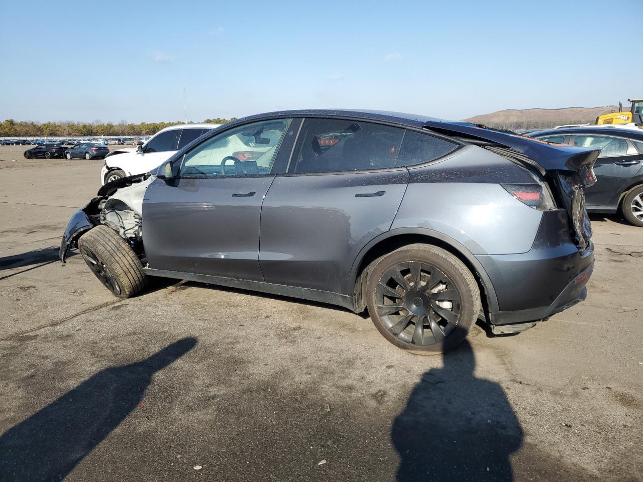 2023 TESLA MODEL Y - Фото 2