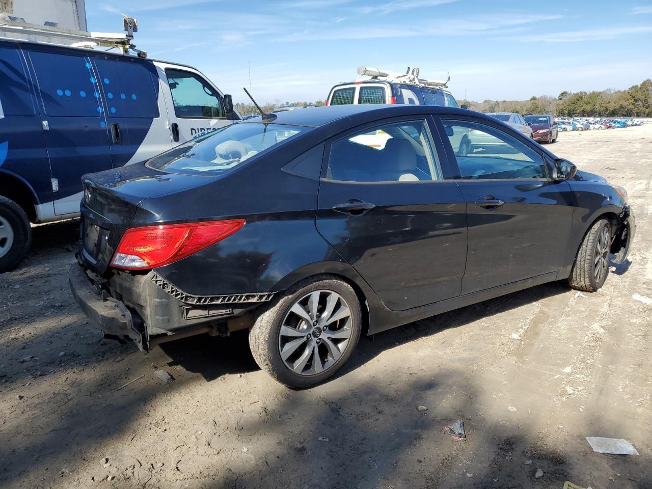 2017 HYUNDAI ACCENT SE - Image 3
