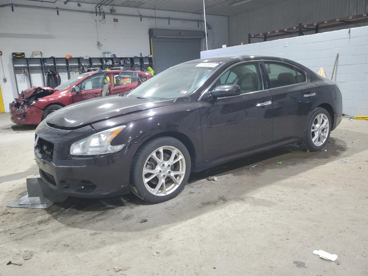 2014 NISSAN MAXIMA S