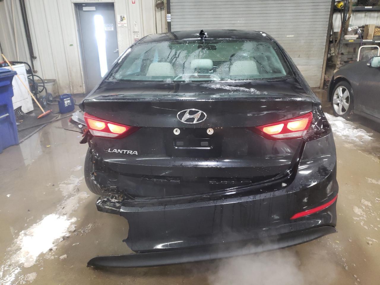 2017 HYUNDAI ELANTRA SE - Фото 6