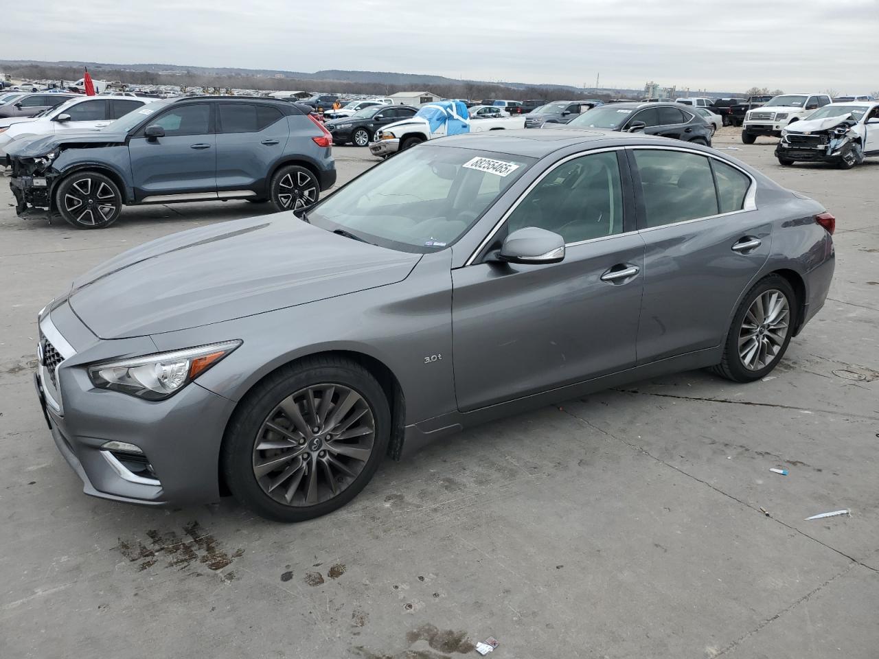 2018 INFINITI Q50 LUXE