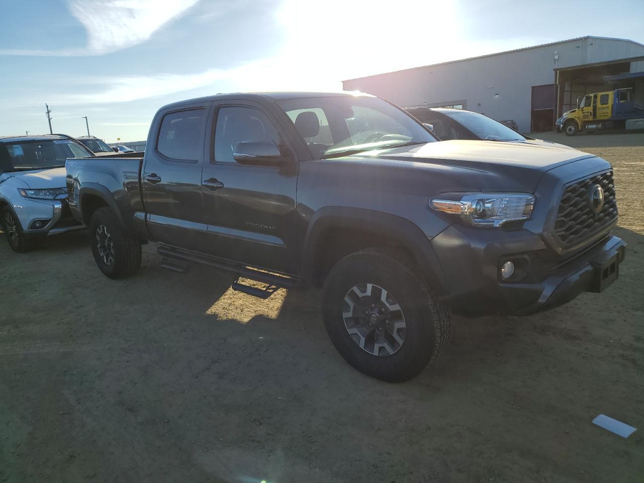 2023 TOYOTA TACOMA DOU - Фото 4