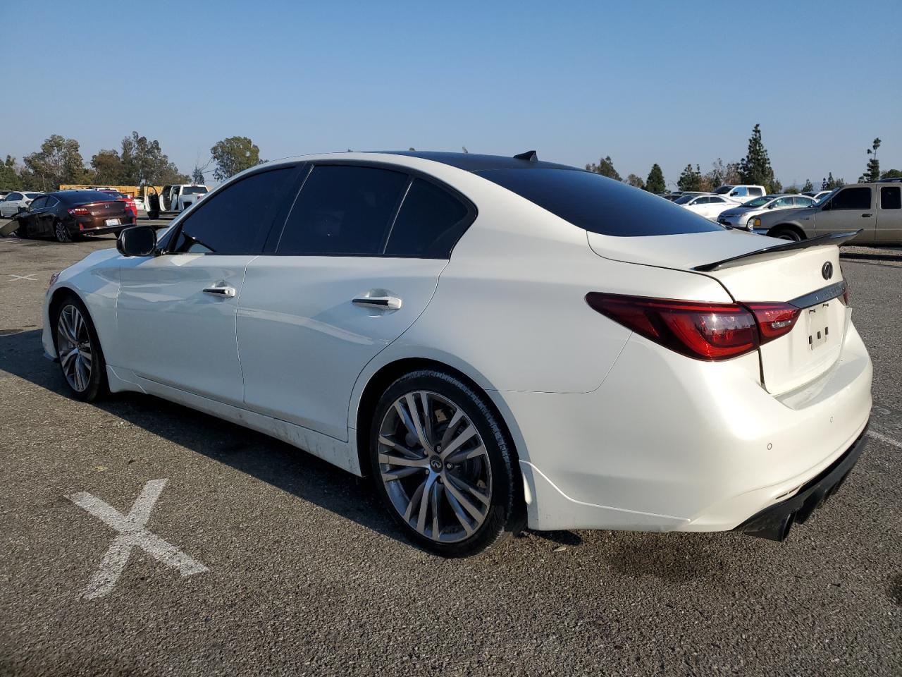 2018 INFINITI Q50 LUXE - Image 2