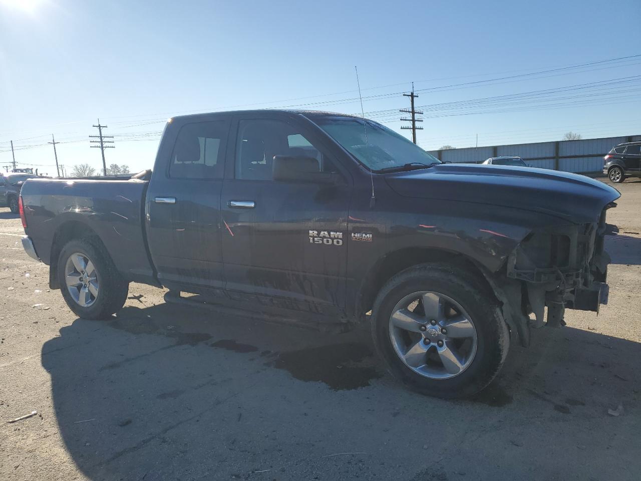 2015 RAM 1500 SLT - Image 4