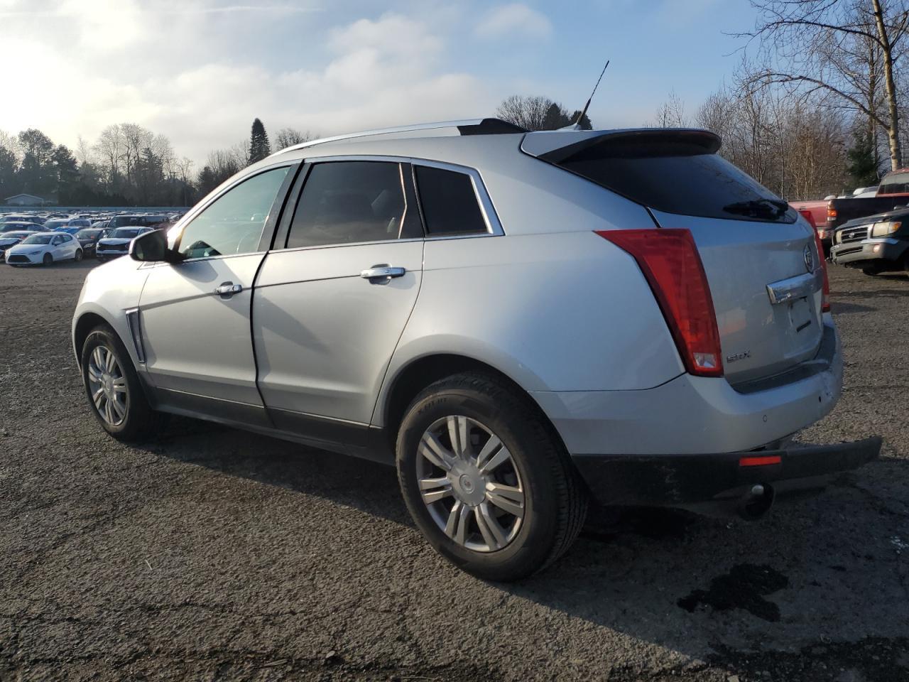 2013 CADILLAC SRX LUXURY - Image 2