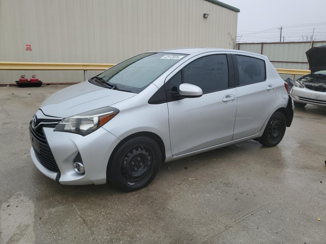 2016 TOYOTA YARIS L