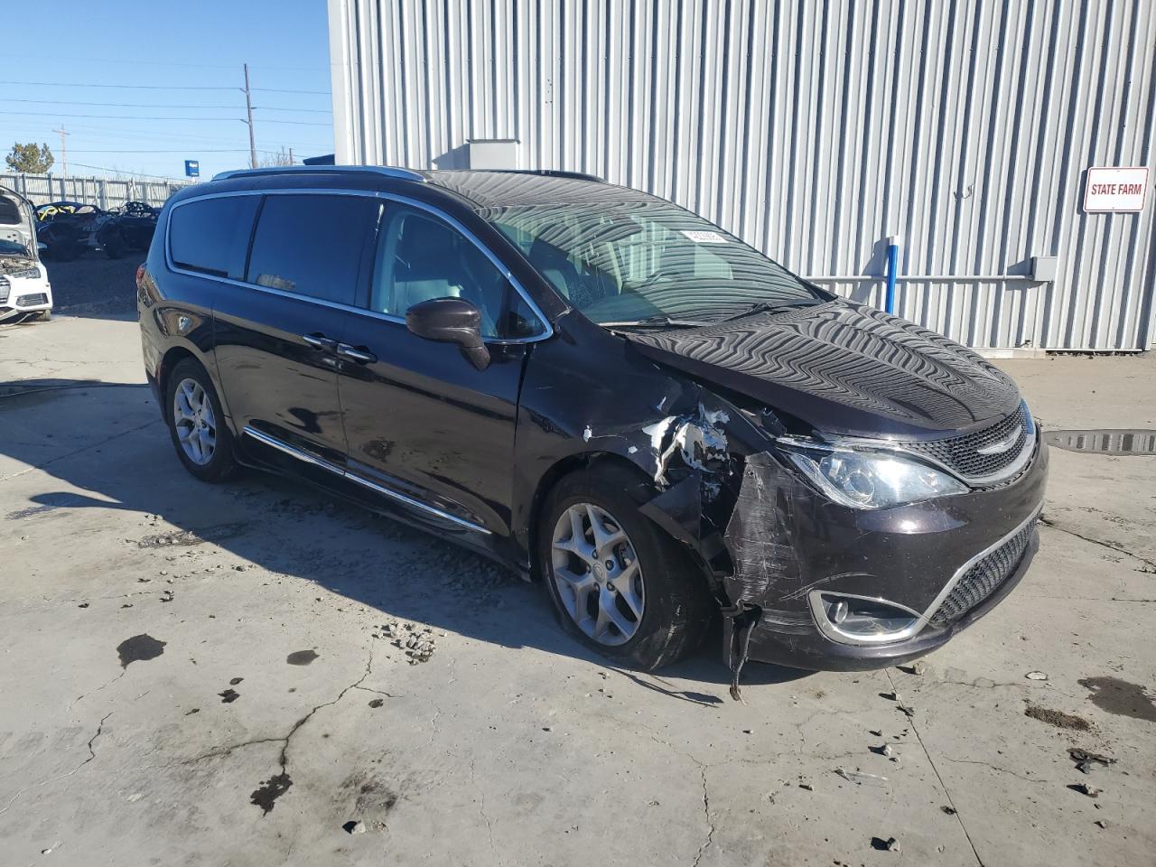 2017 CHRYSLER PACIFICA T - Image 4