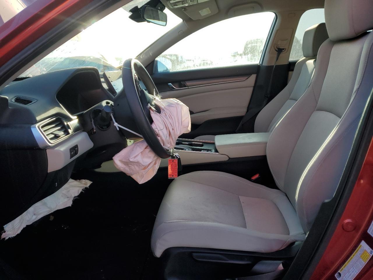 2018 HONDA ACCORD LX - Image 7