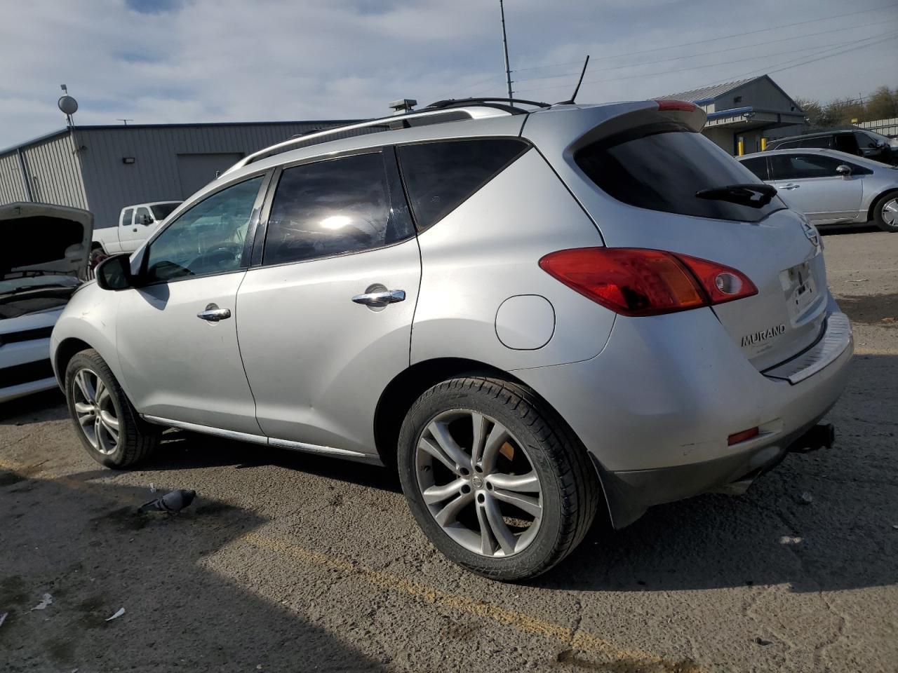 2010 NISSAN MURANO S - Фото 2