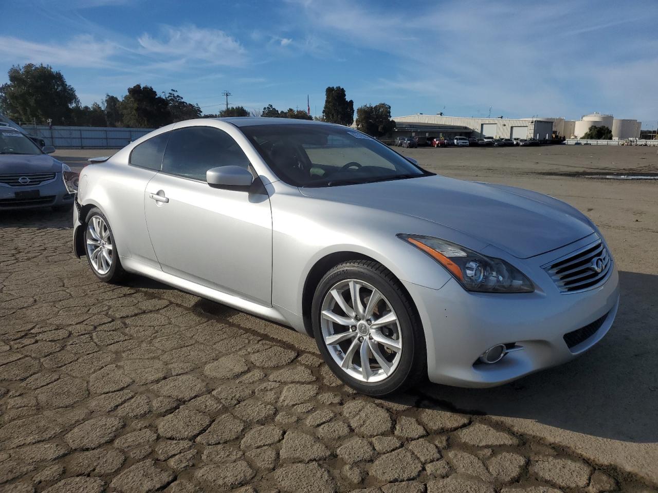 2012 INFINITI G37 BASE - Image 4