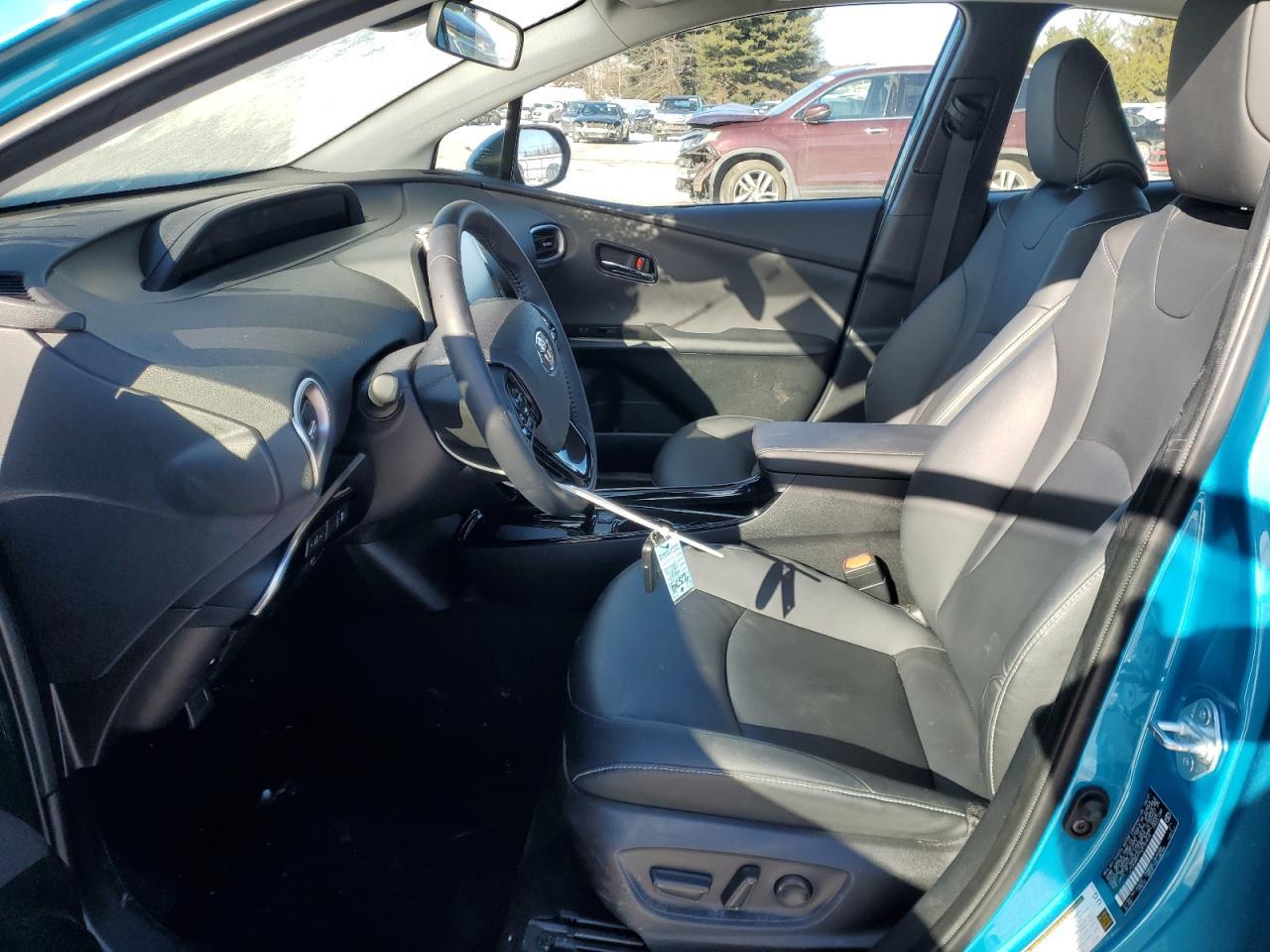 2022 TOYOTA PRIUS PRIM - Image 7