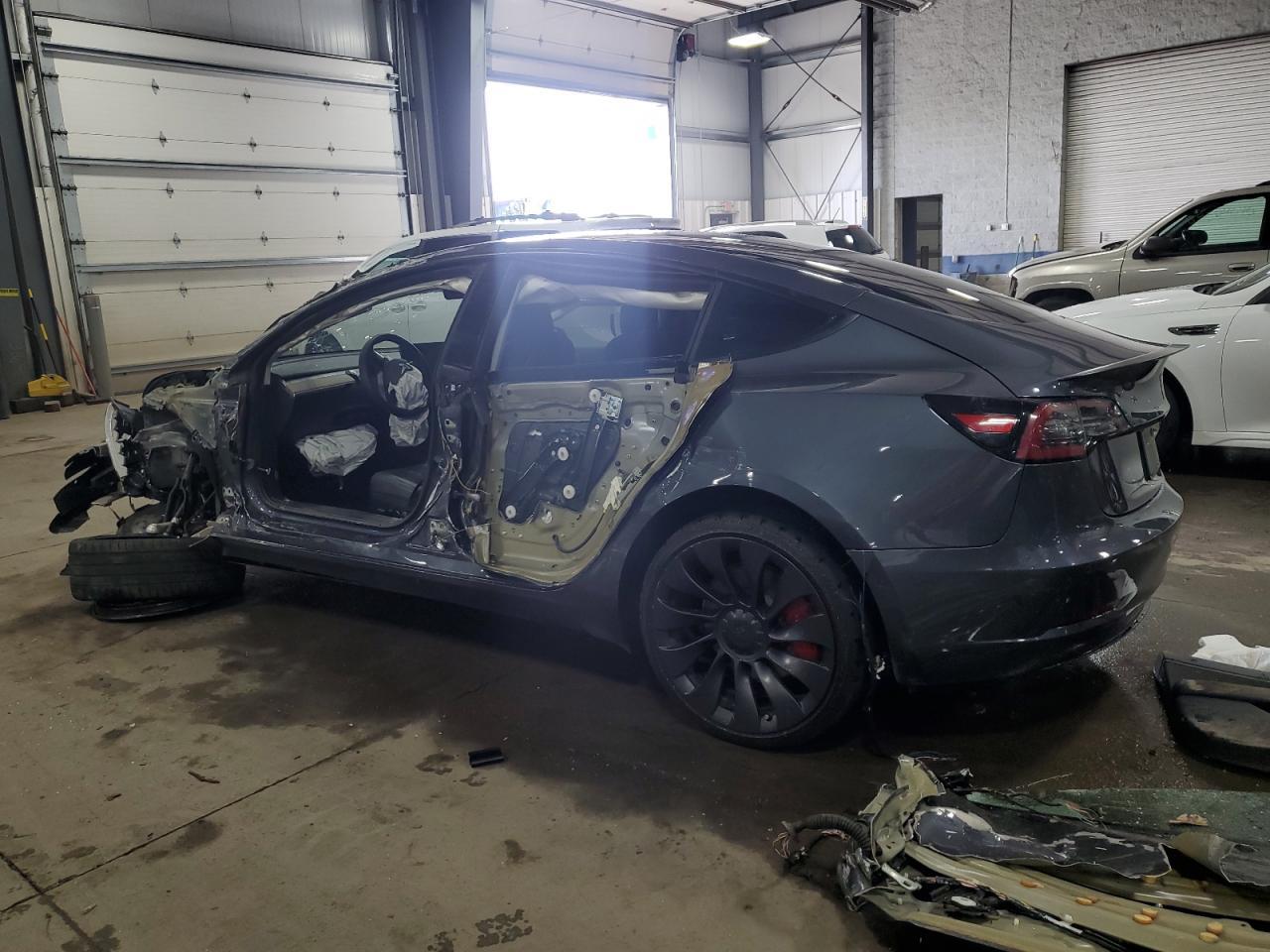 2021 TESLA MODEL 3 - Image 2