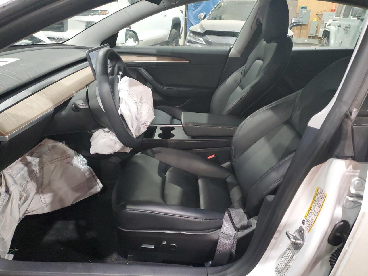 2021 TESLA MODEL 3 - Фото 7