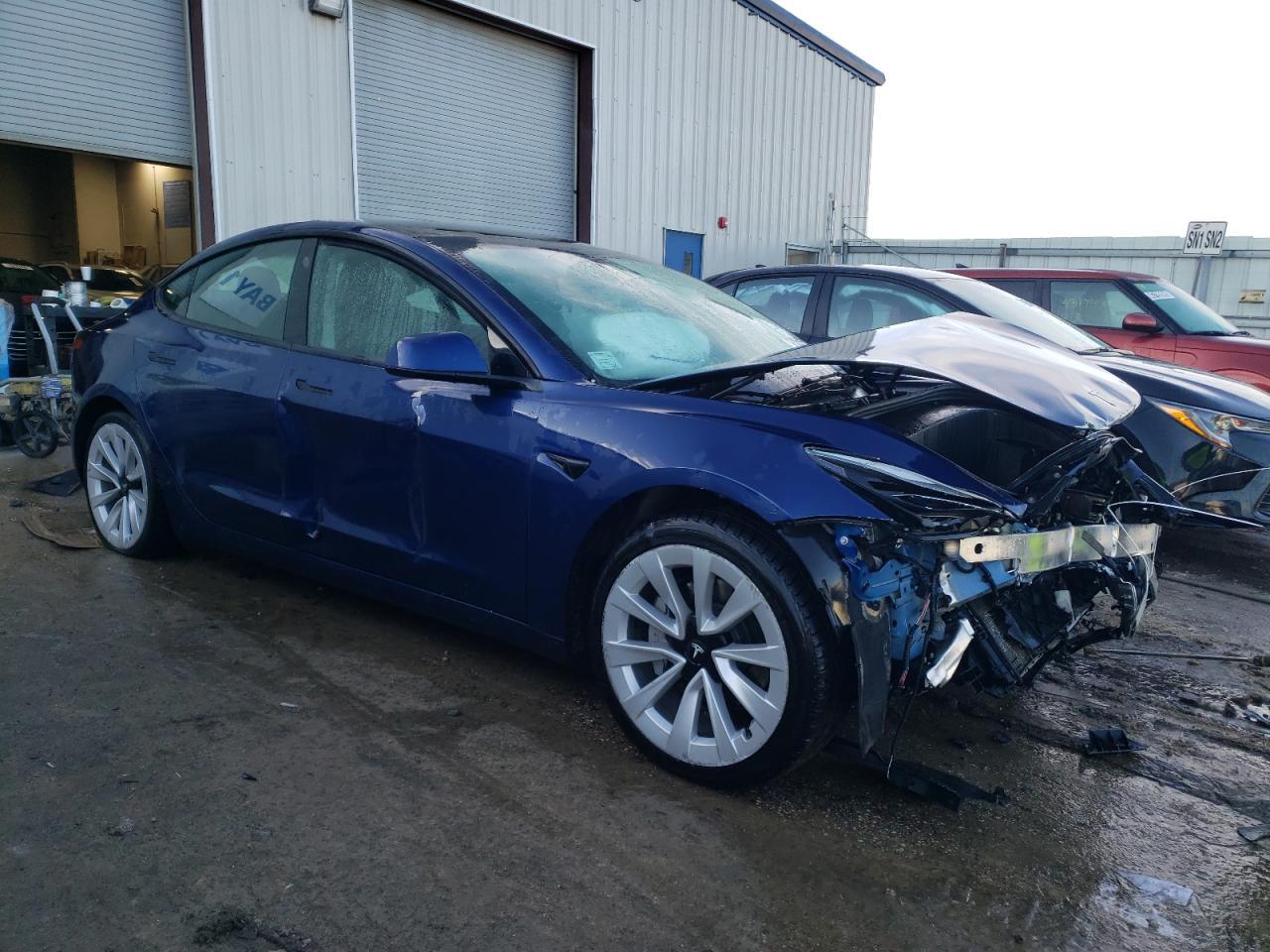 2022 TESLA MODEL 3 - Image 4