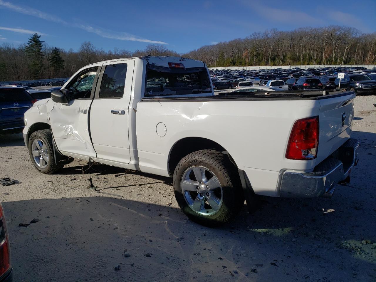 2014 RAM 1500 SLT - Фото 2