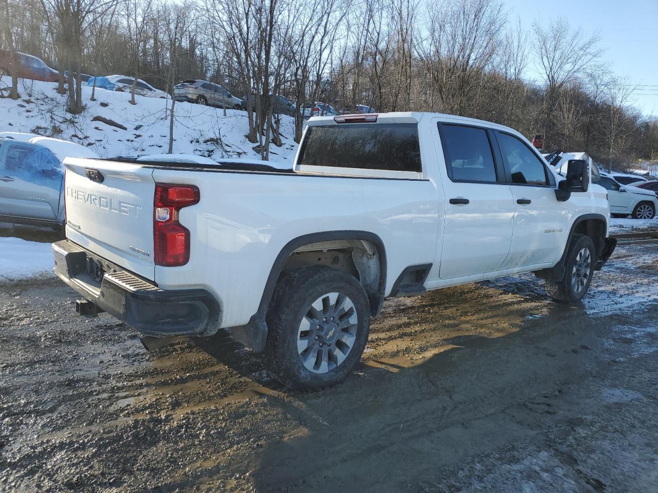 2024 CHEVROLET SILVERADO - Фото 3