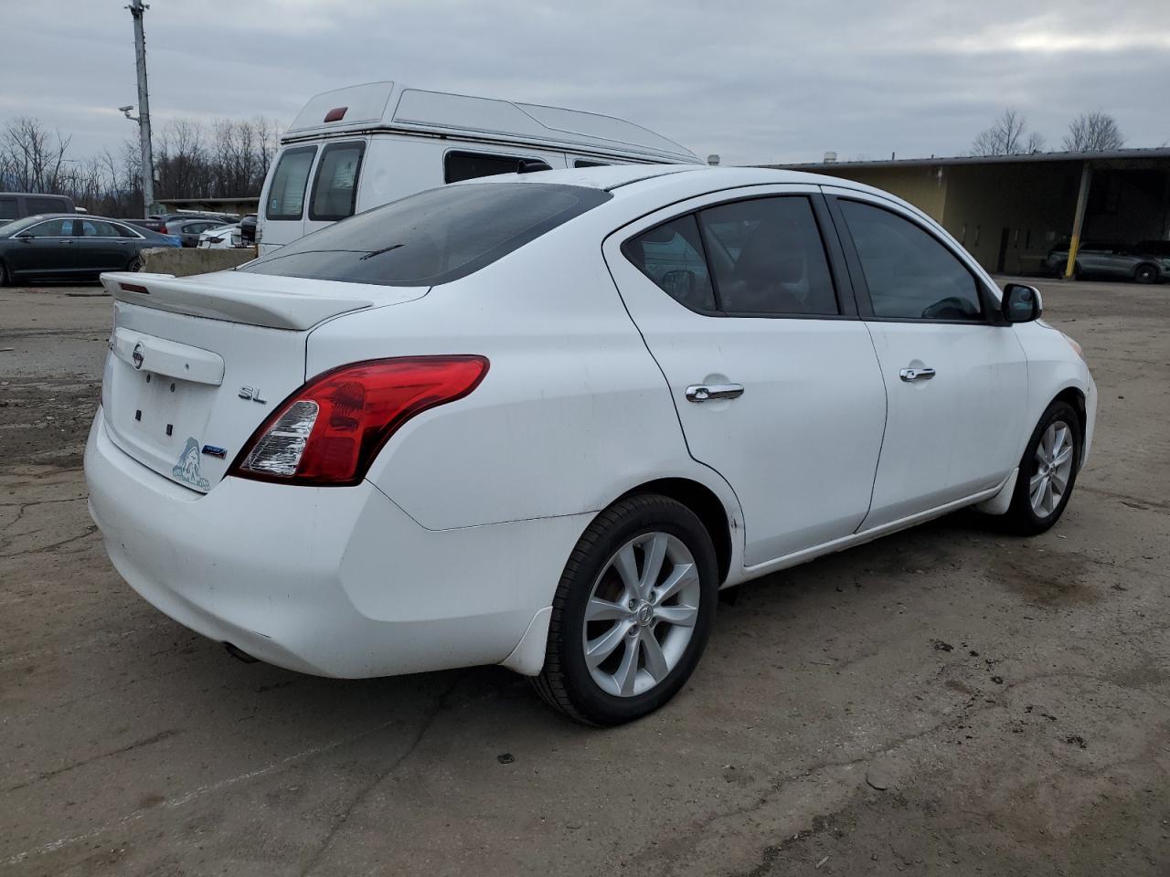 2014 NISSAN VERSA S - Image 3