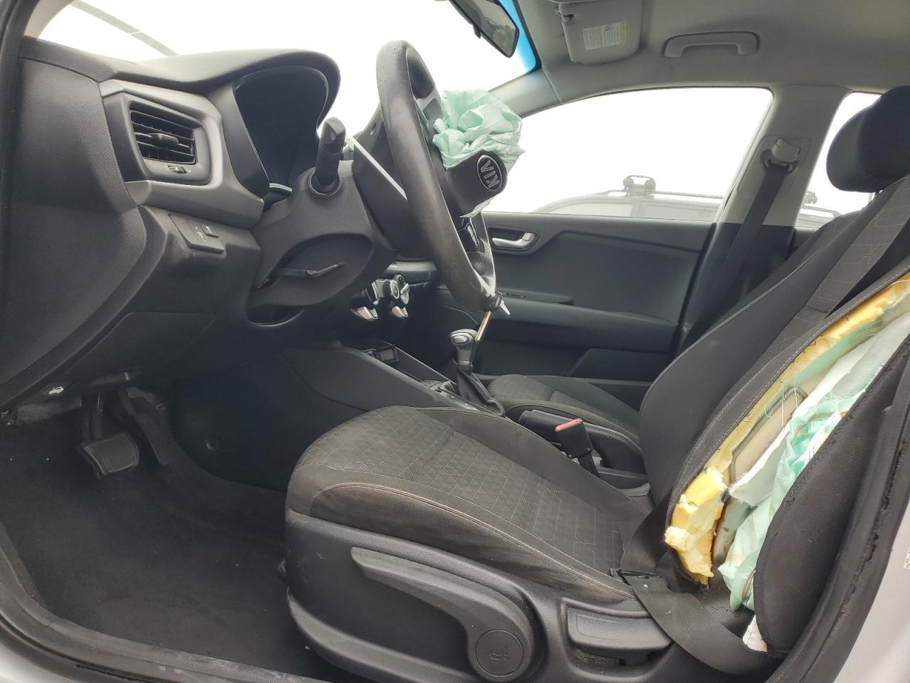 2020 KIA RIO LX - Фото 7