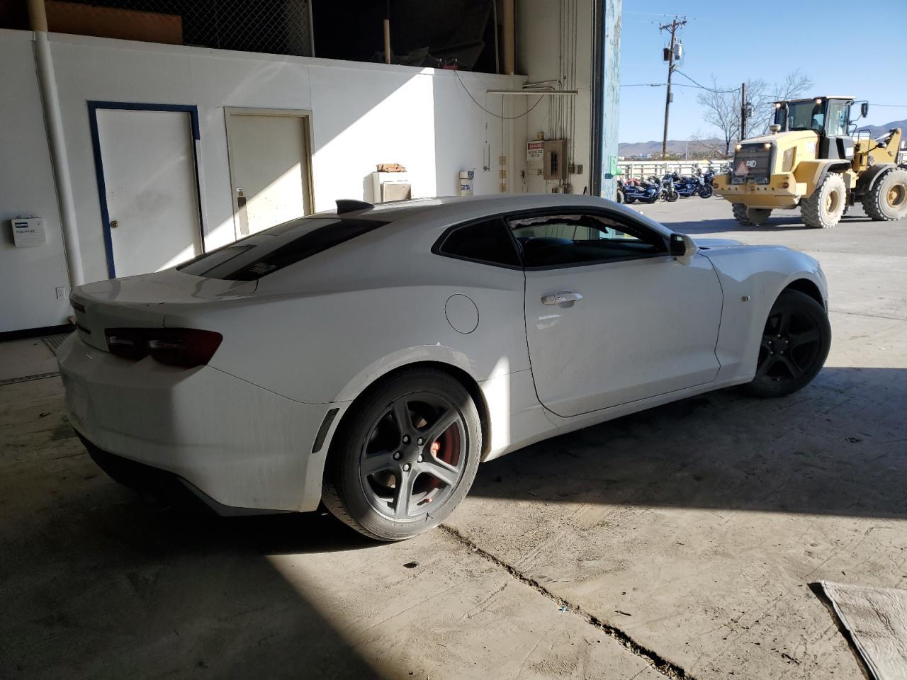 2020 CHEVROLET CAMARO LS - Image 3