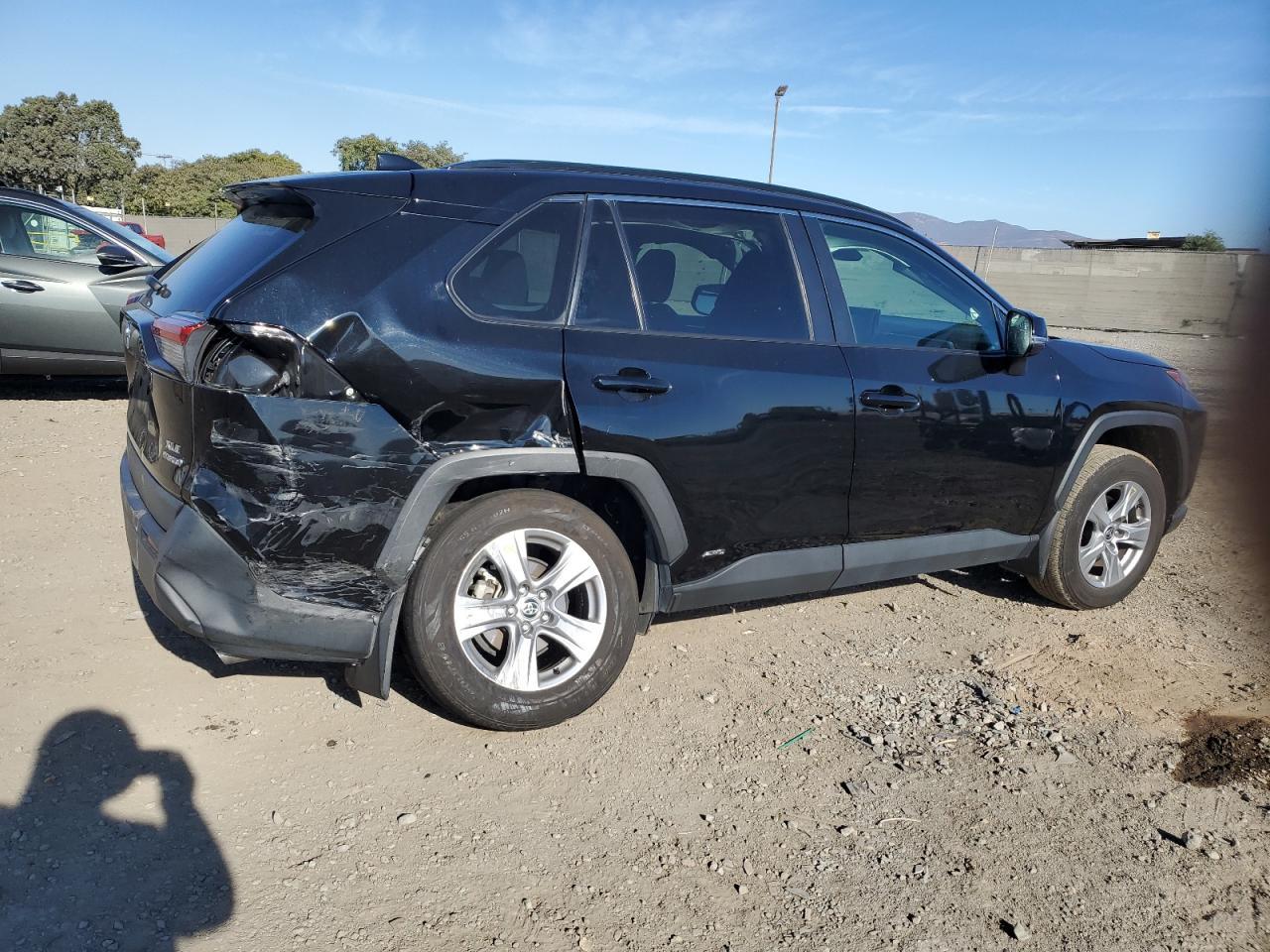 2022 TOYOTA RAV4 XLE - Image 3