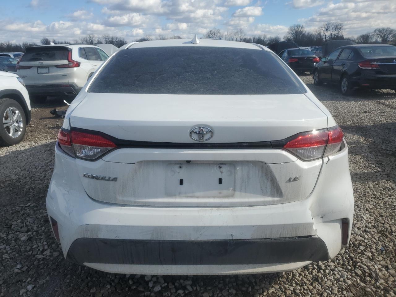2021 TOYOTA COROLLA LE - Фото 6