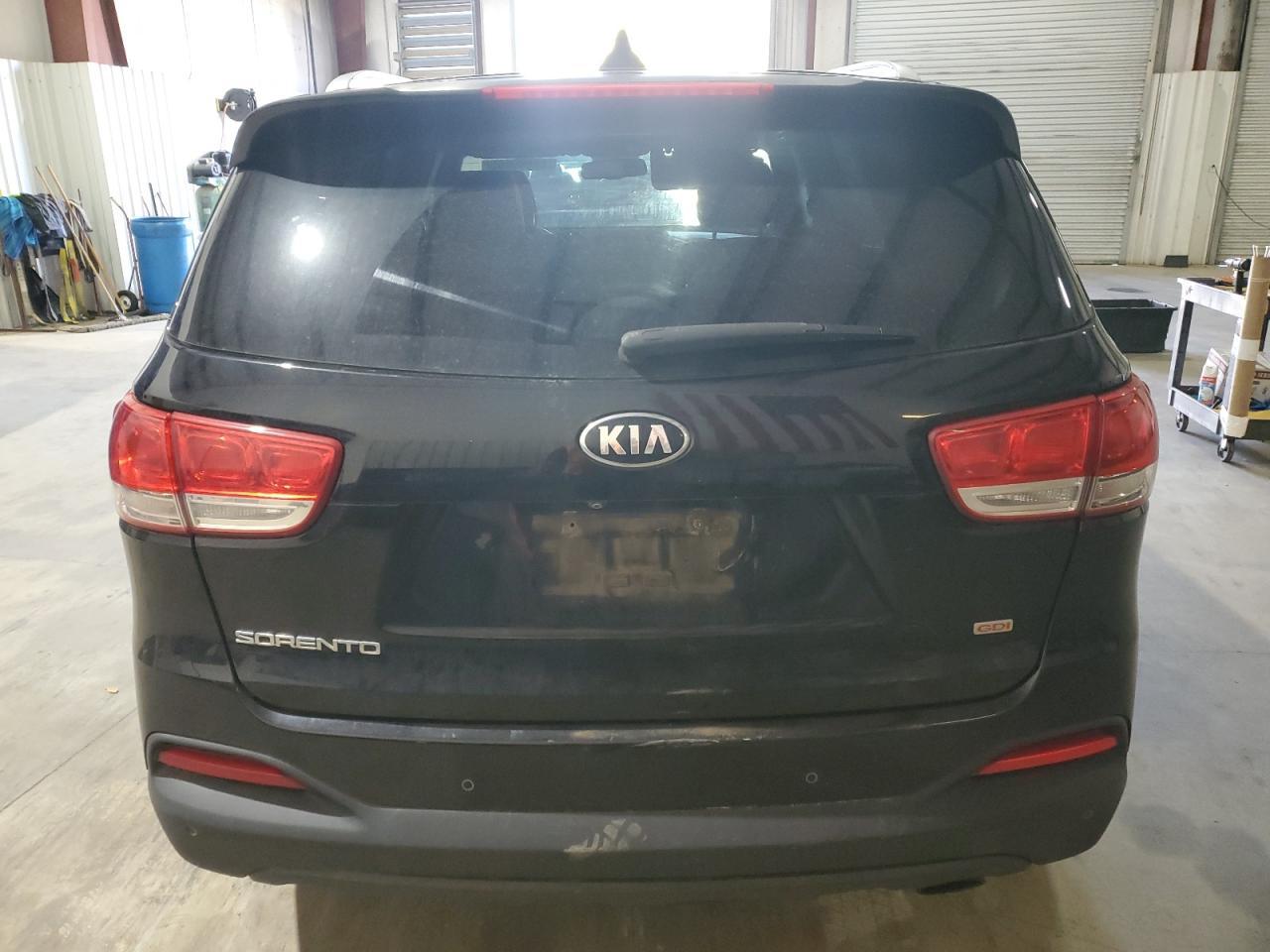 2016 KIA SORENTO LX - Image 6