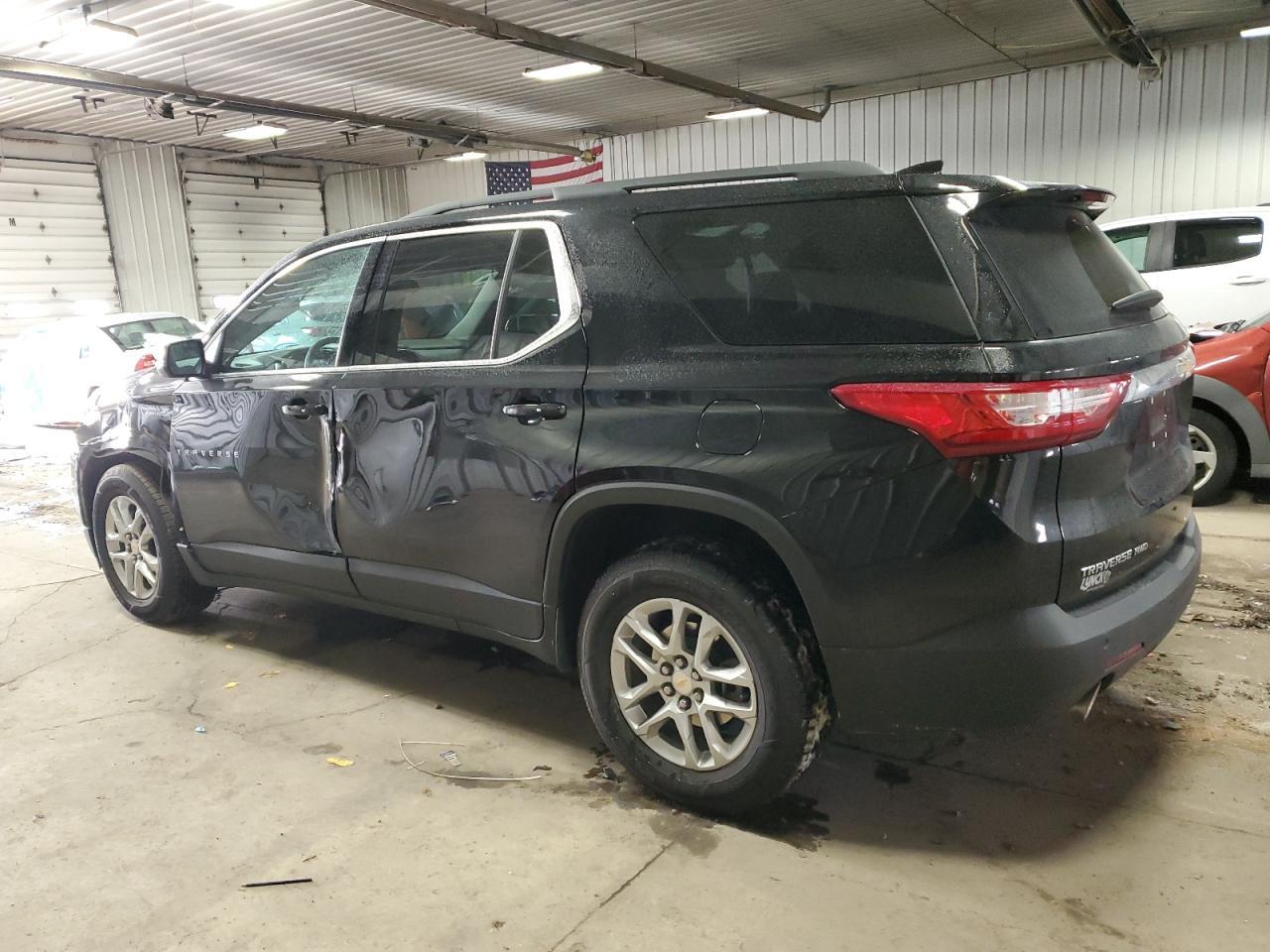 2021 CHEVROLET TRAVERSE L - Фото 2