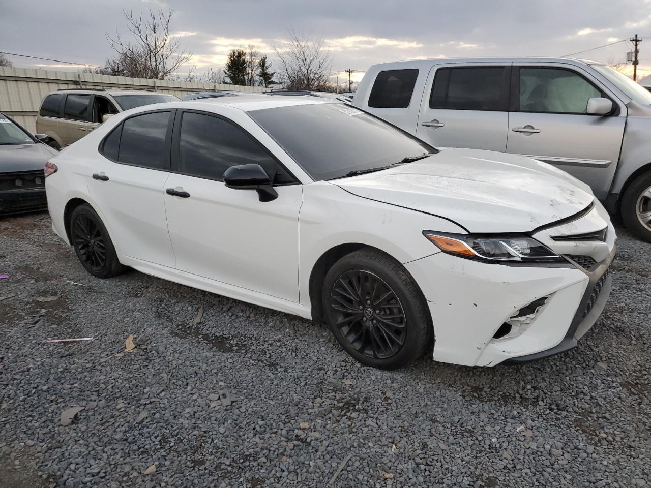 2020 TOYOTA CAMRY SE - Image 4