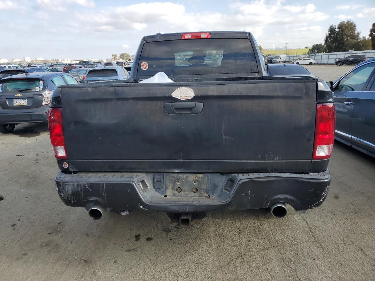 2015 RAM 1500 ST - Image 6