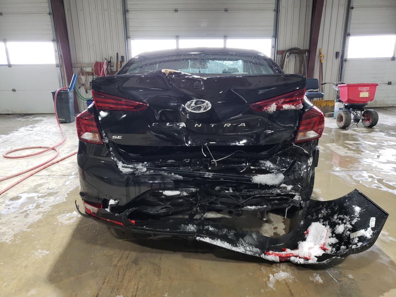 2019 HYUNDAI ELANTRA SE - Фото 6
