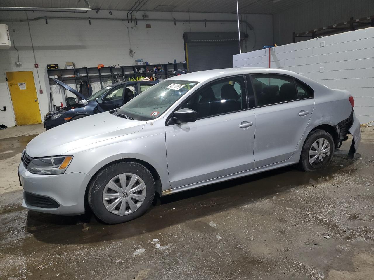2013 VOLKSWAGEN JETTA BASE