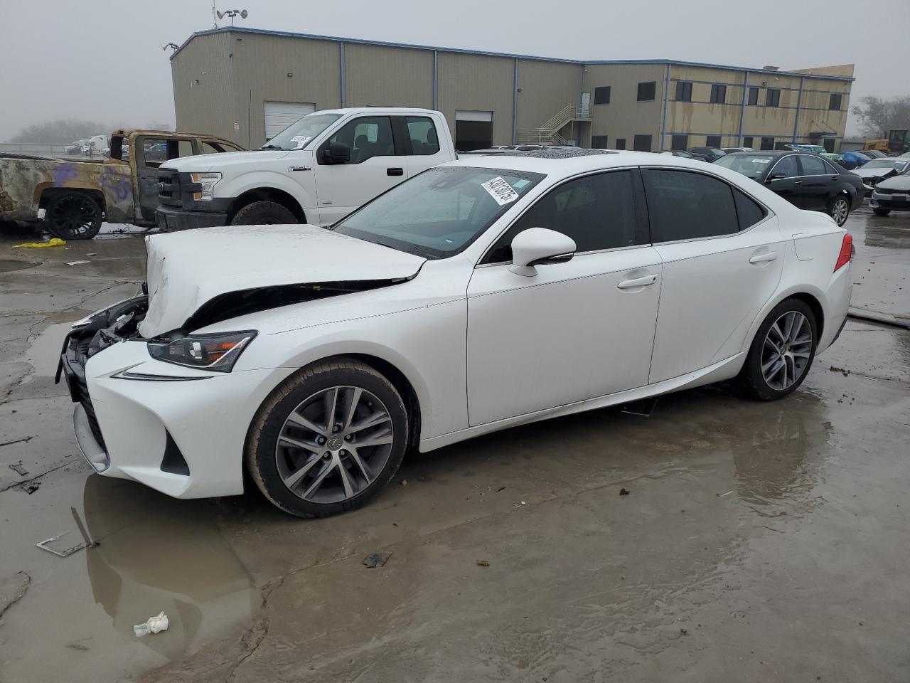2018 LEXUS IS 300