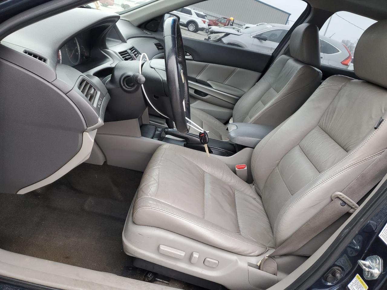 2010 HONDA ACCORD EXL - Image 7