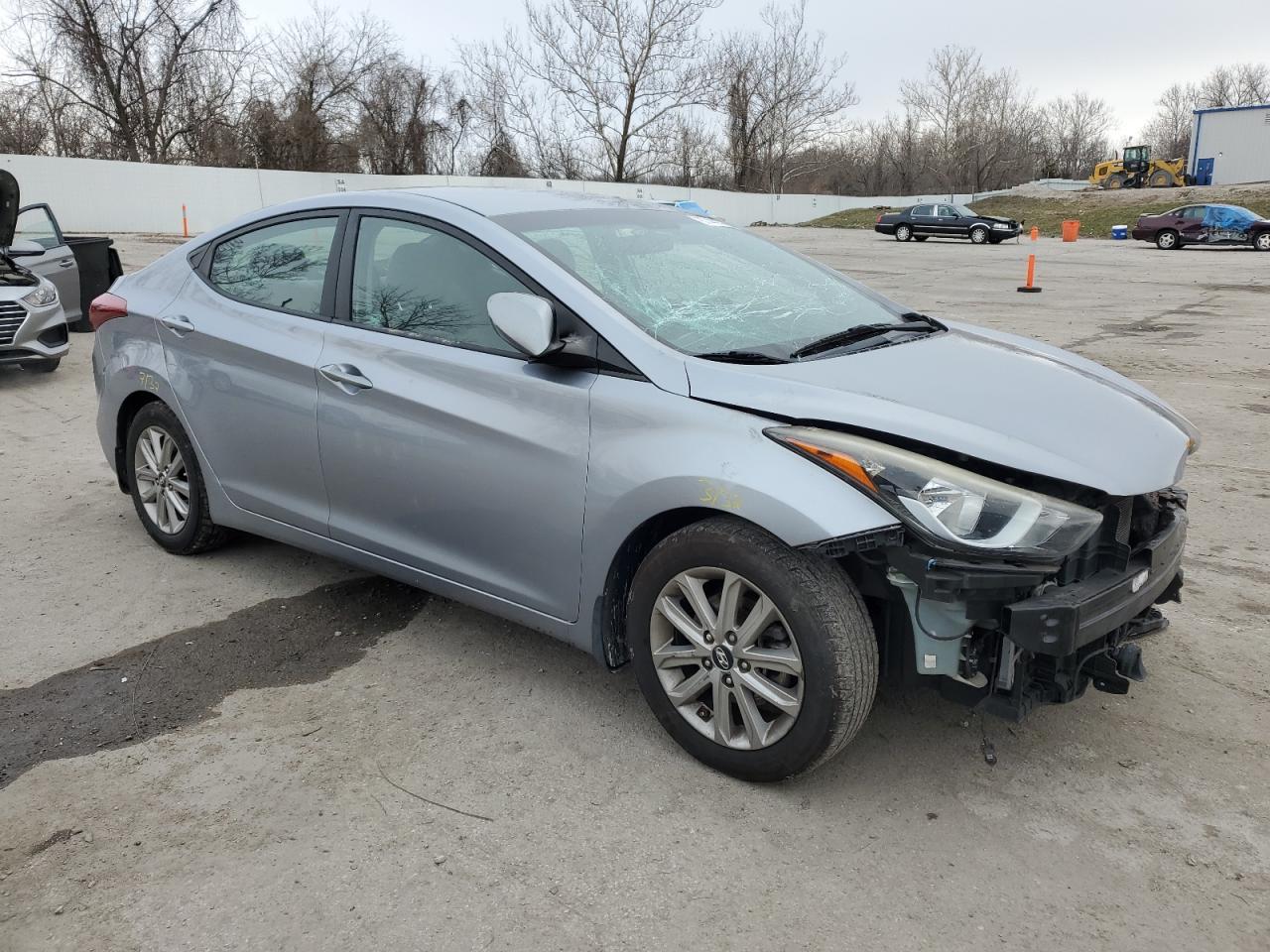 2015 HYUNDAI ELANTRA SE - Image 4