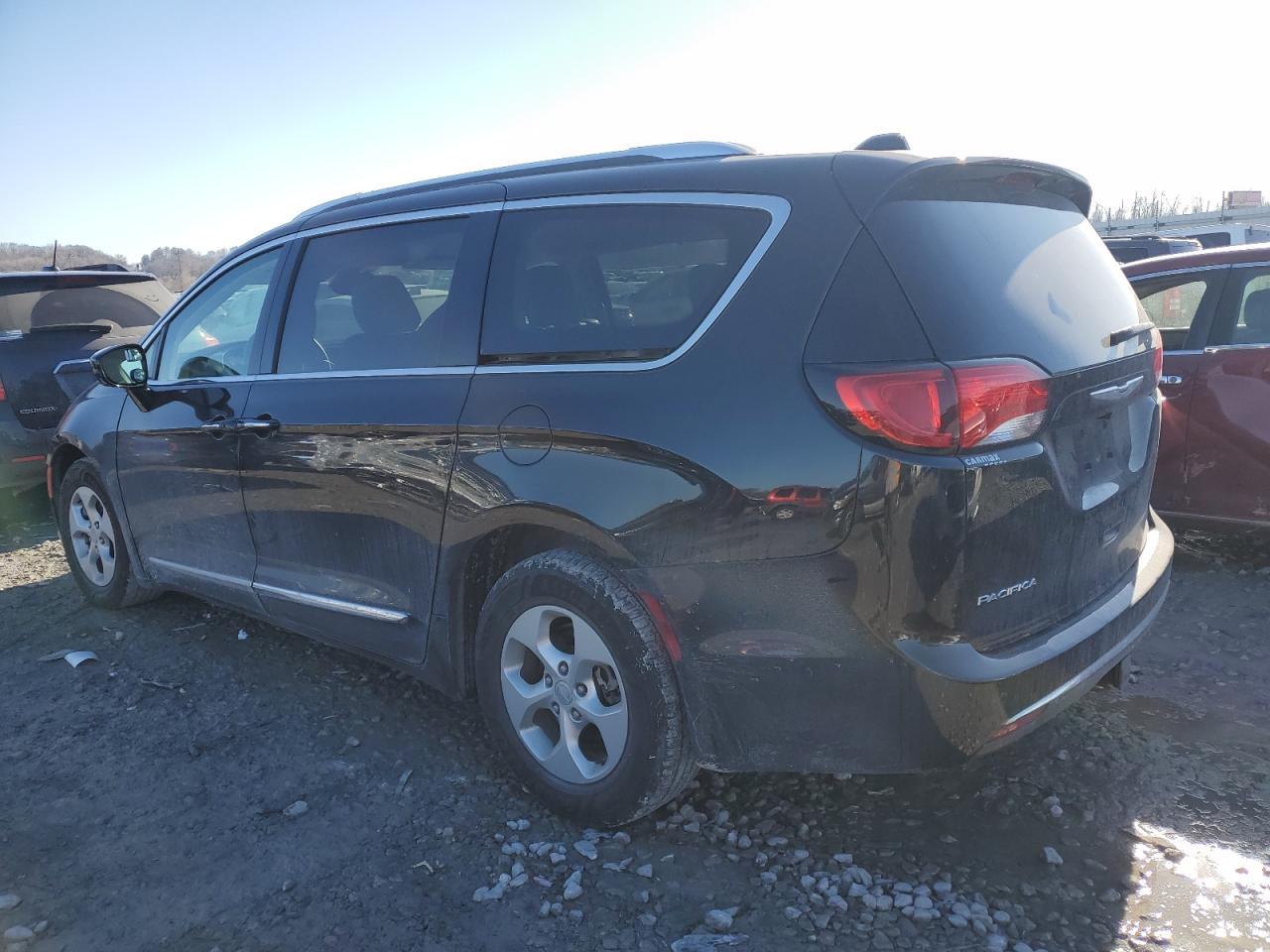 2017 CHRYSLER PACIFICA T - Фото 2