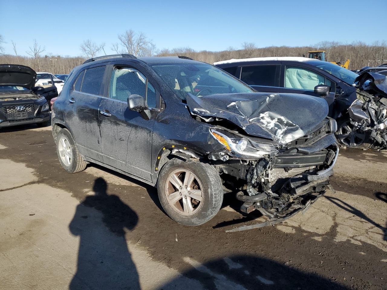 2018 CHEVROLET TRAX 1LT - Image 4