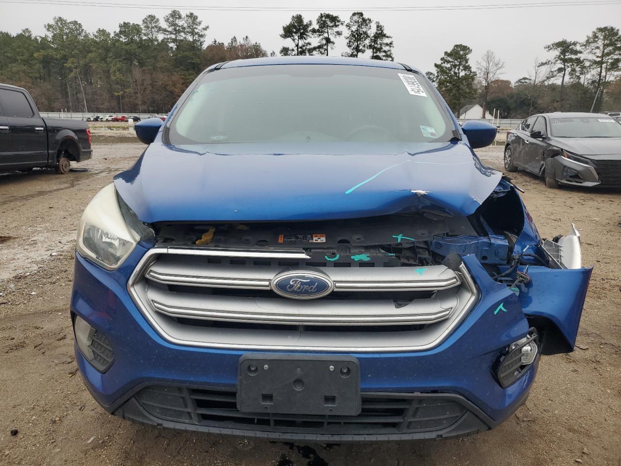 2017 FORD ESCAPE SE - Фото 5