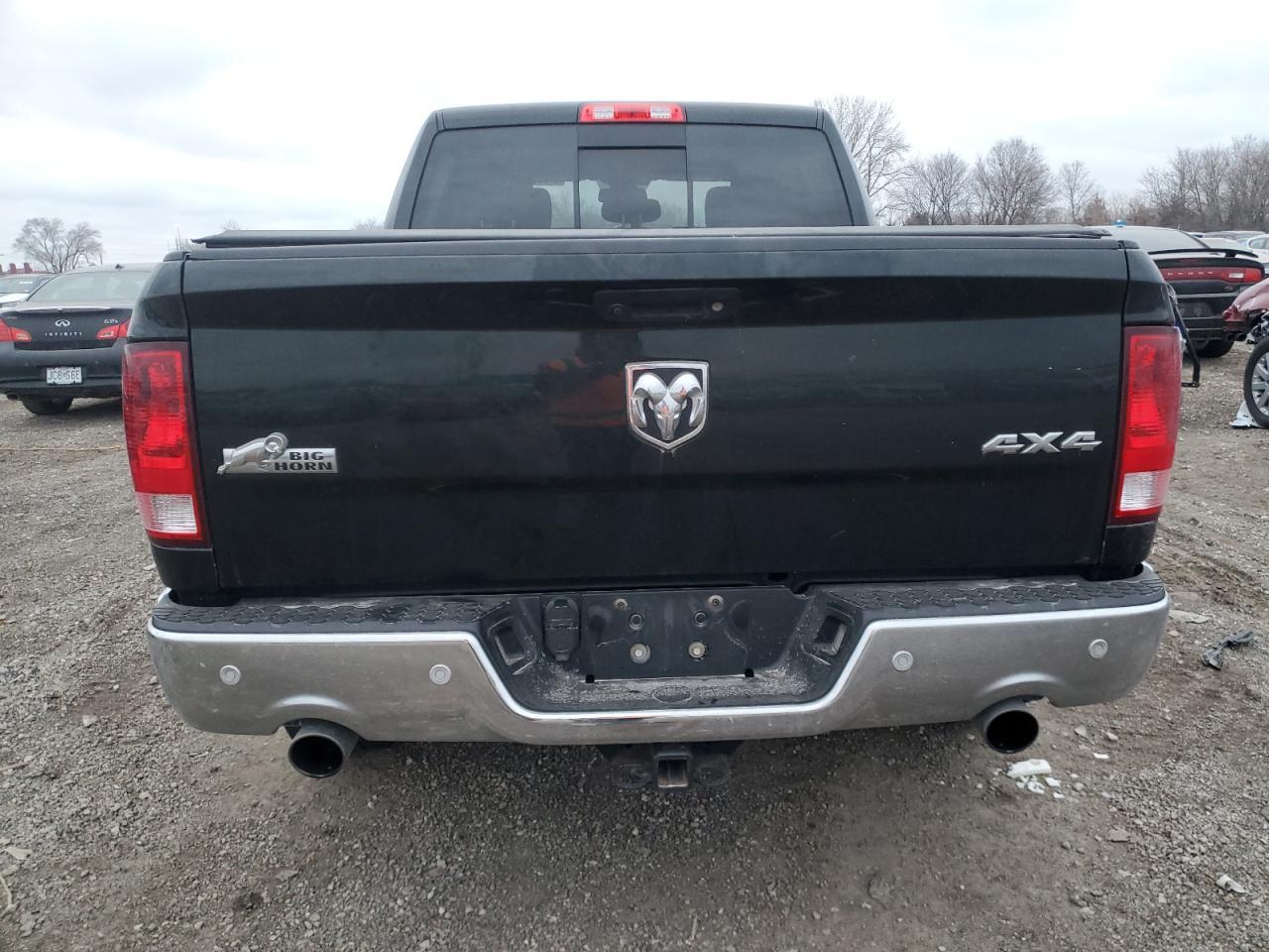 2017 RAM 1500 SLT - Image 6