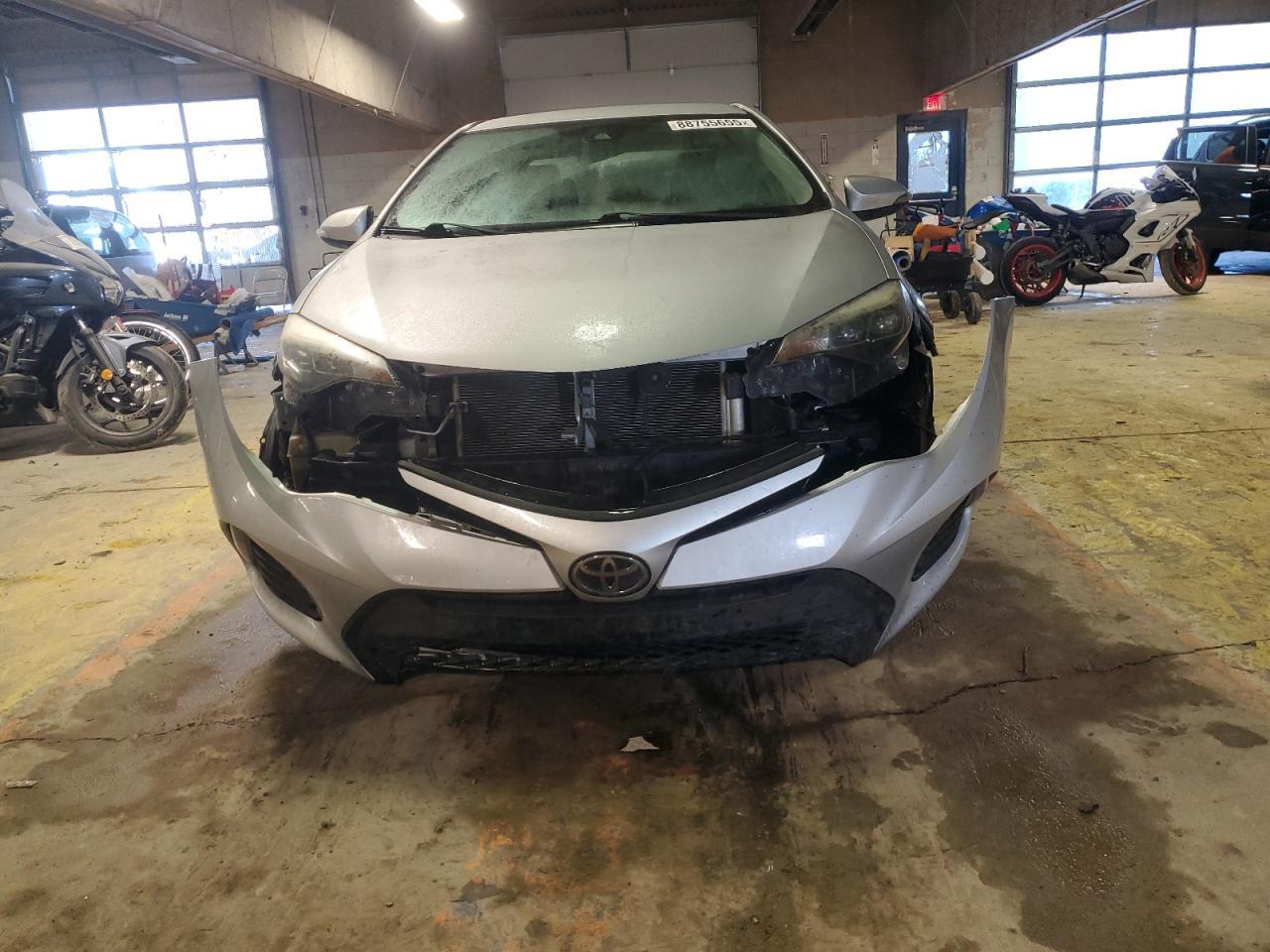 2018 TOYOTA COROLLA L - Фото 5