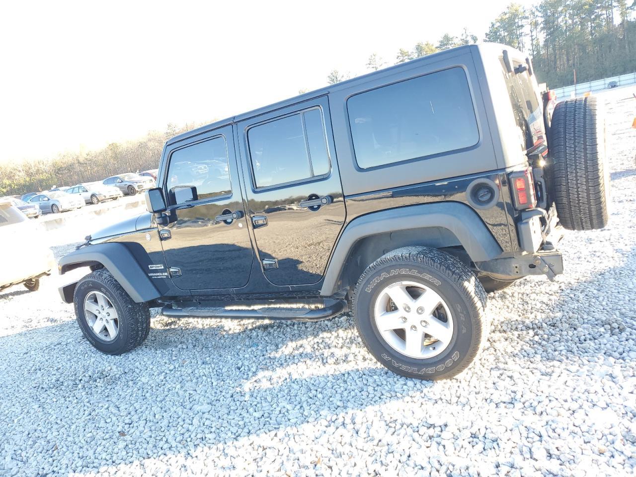 2014 JEEP WRANGLER U - Фото 2