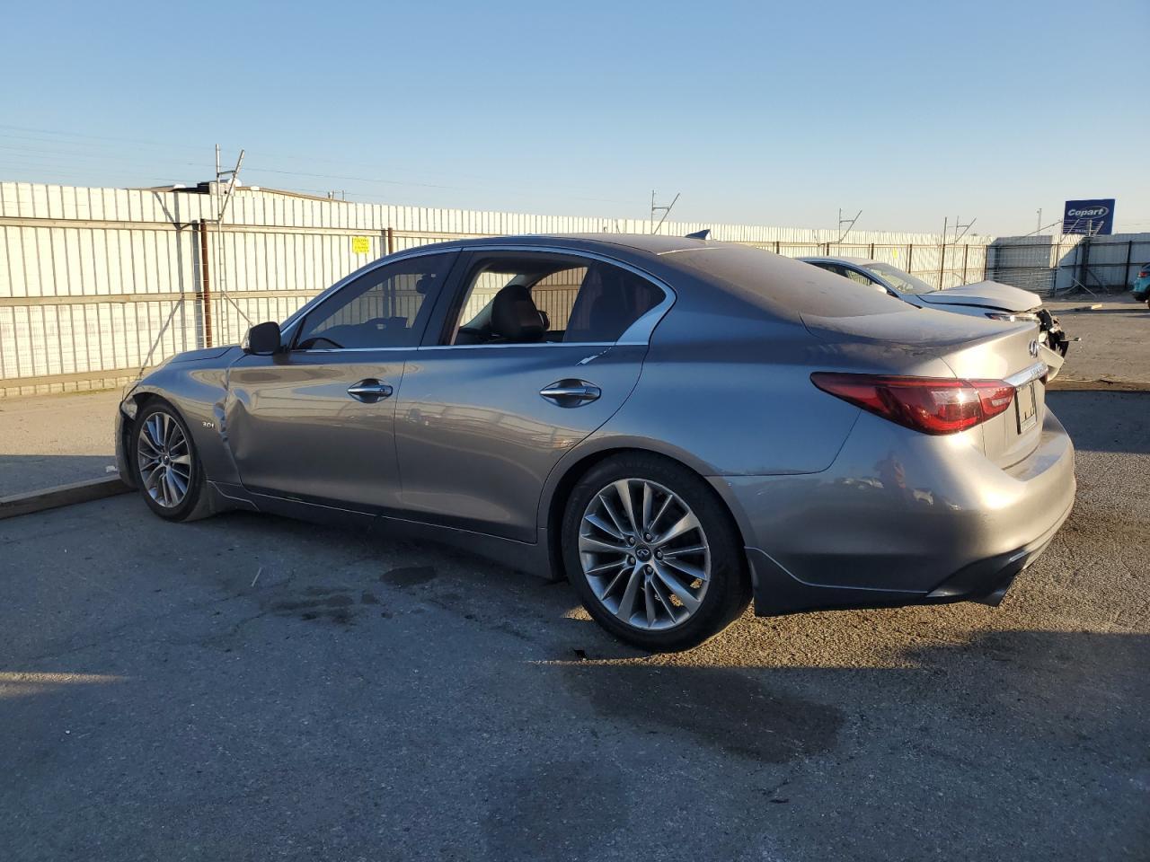 2018 INFINITI Q50 LUXE - Фото 2