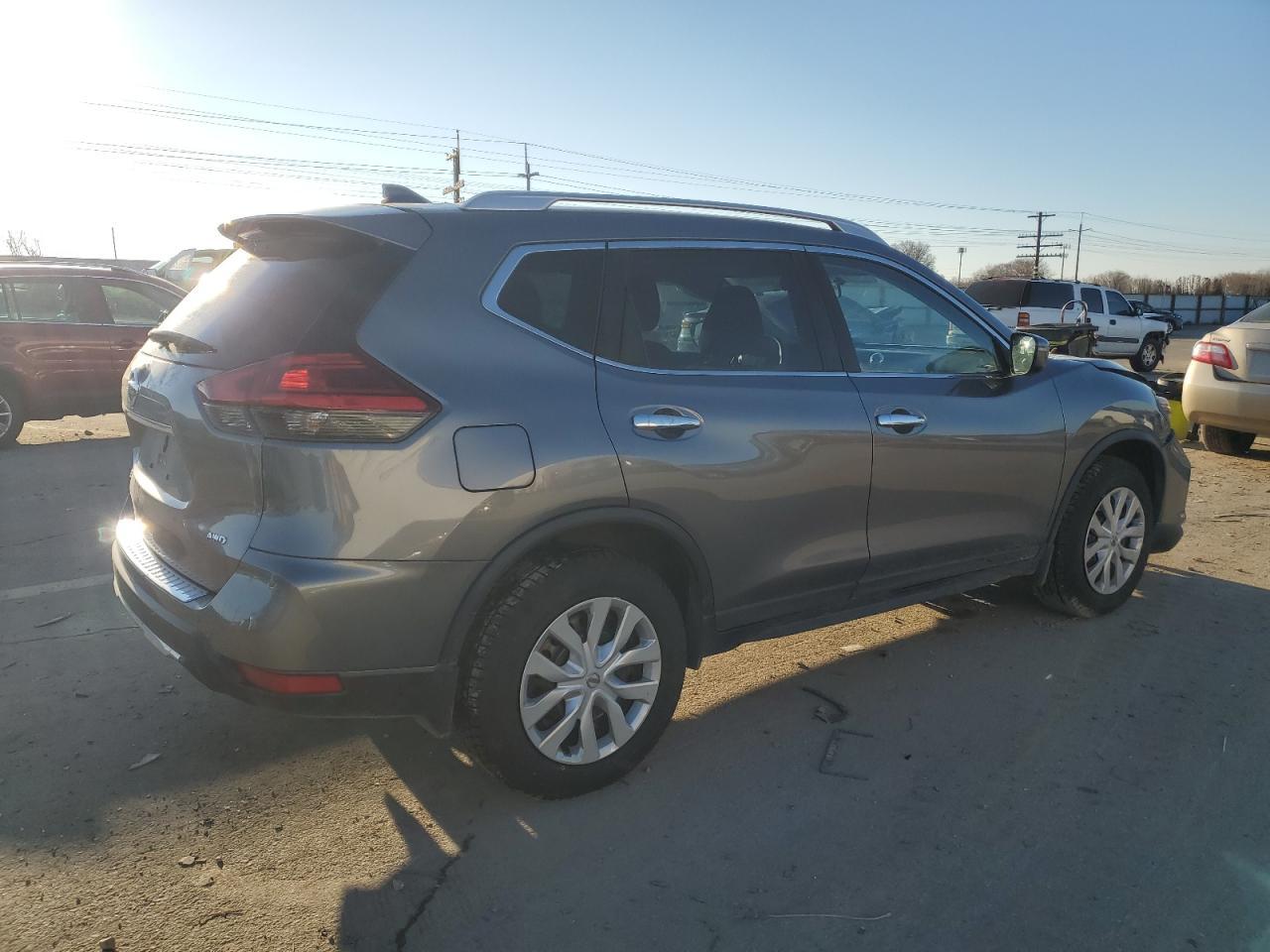 2017 NISSAN ROGUE S - Image 3